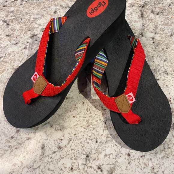 Floopi Flip Flop Size 7M - Picture 2 of 8